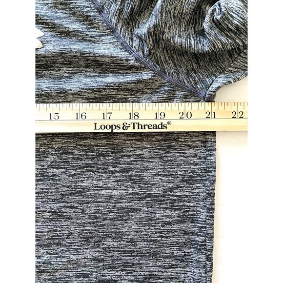 Under Armour Heat Gear Gray Short Sleeve Light Weight Crewneck Loose T Shirt M - Picture 8 of 8